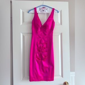 Pre-Loved in excellent condition Cache dress size 2.